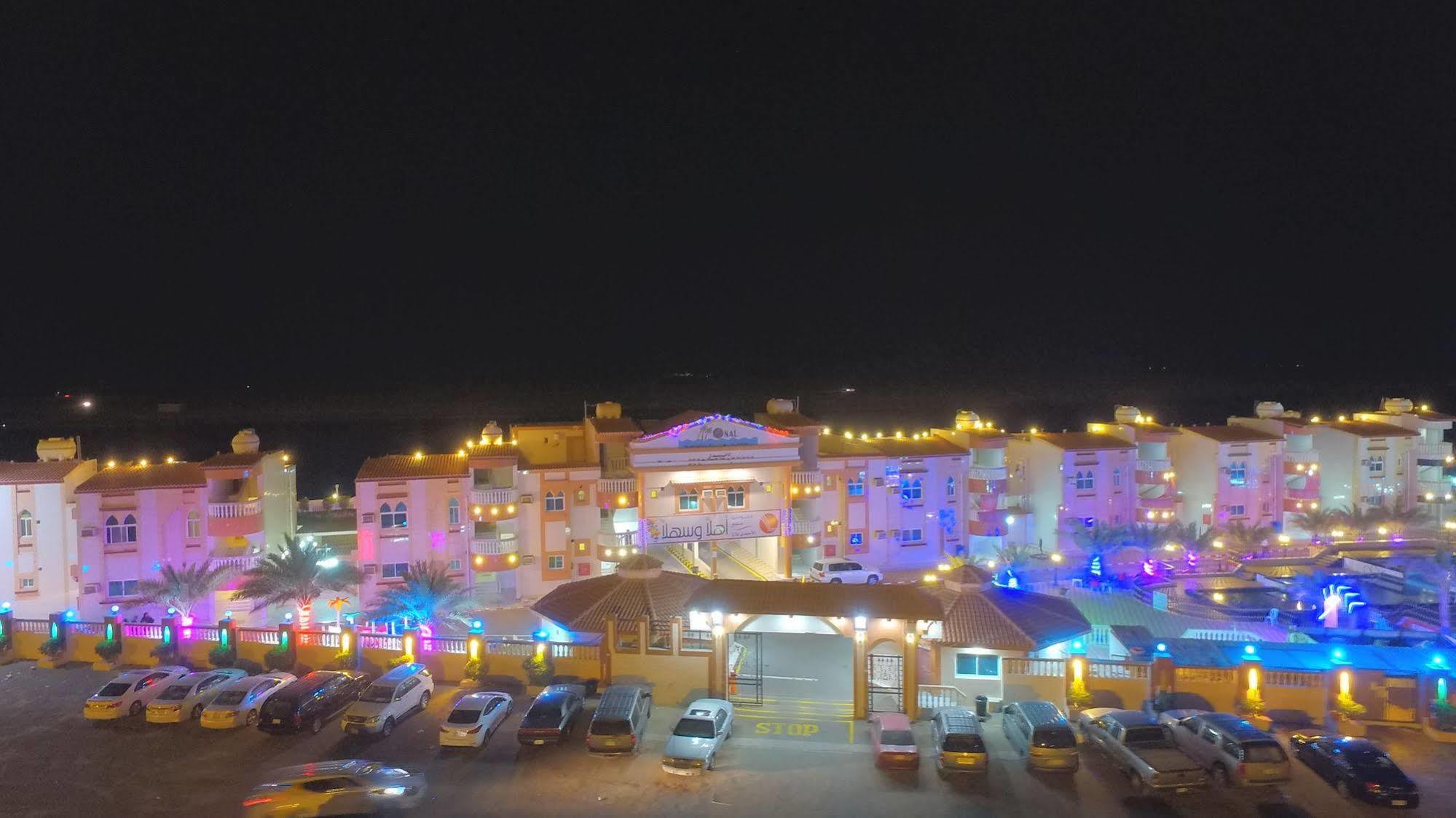 Al Ahmadi Plaza Resort Yanbu Esterno foto