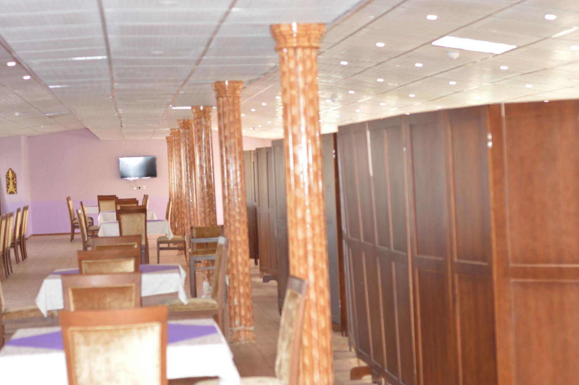 Al Ahmadi Plaza Resort Yanbu Esterno foto