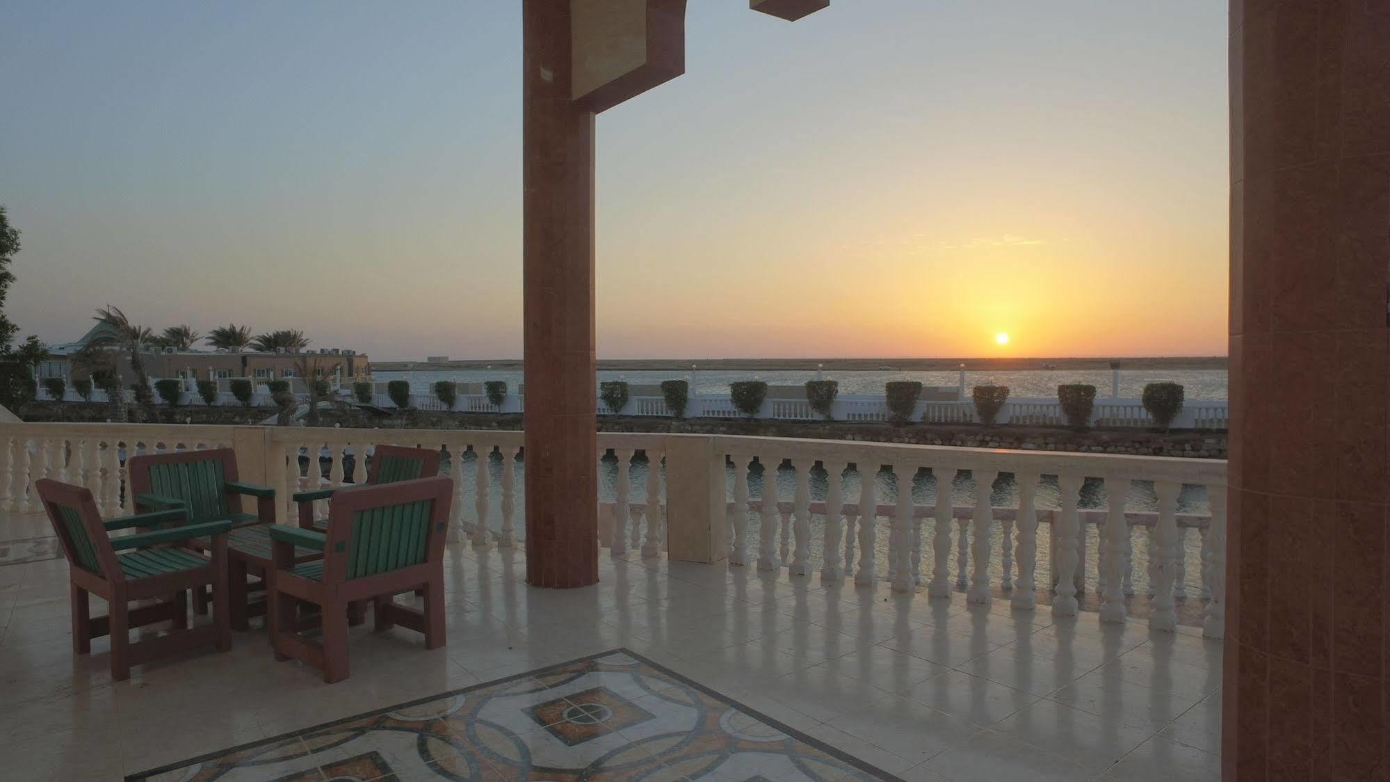 Al Ahmadi Plaza Resort Yanbu Esterno foto